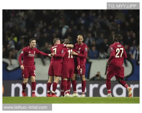 波尔图与曼城友谊赛激战成平乌龙球引发全场热议与争议判罚