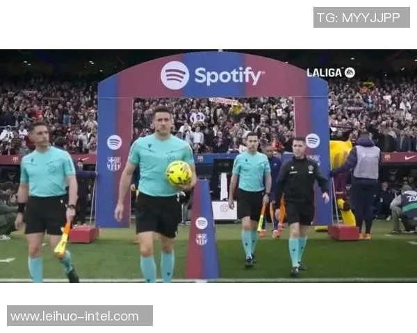 友谊赛精彩对决多特蒙德与巴萨互交白卷帽子戏法瞬间点燃全场气氛