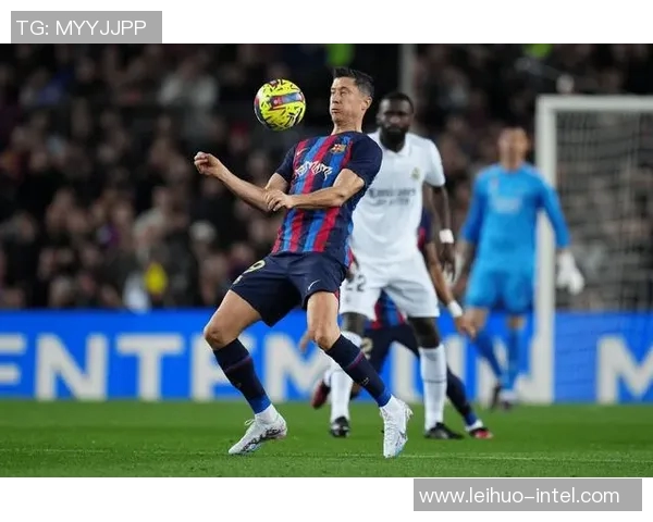 国王杯激战巴萨凭补时绝杀那不勒斯全场沸腾转会传闻再起